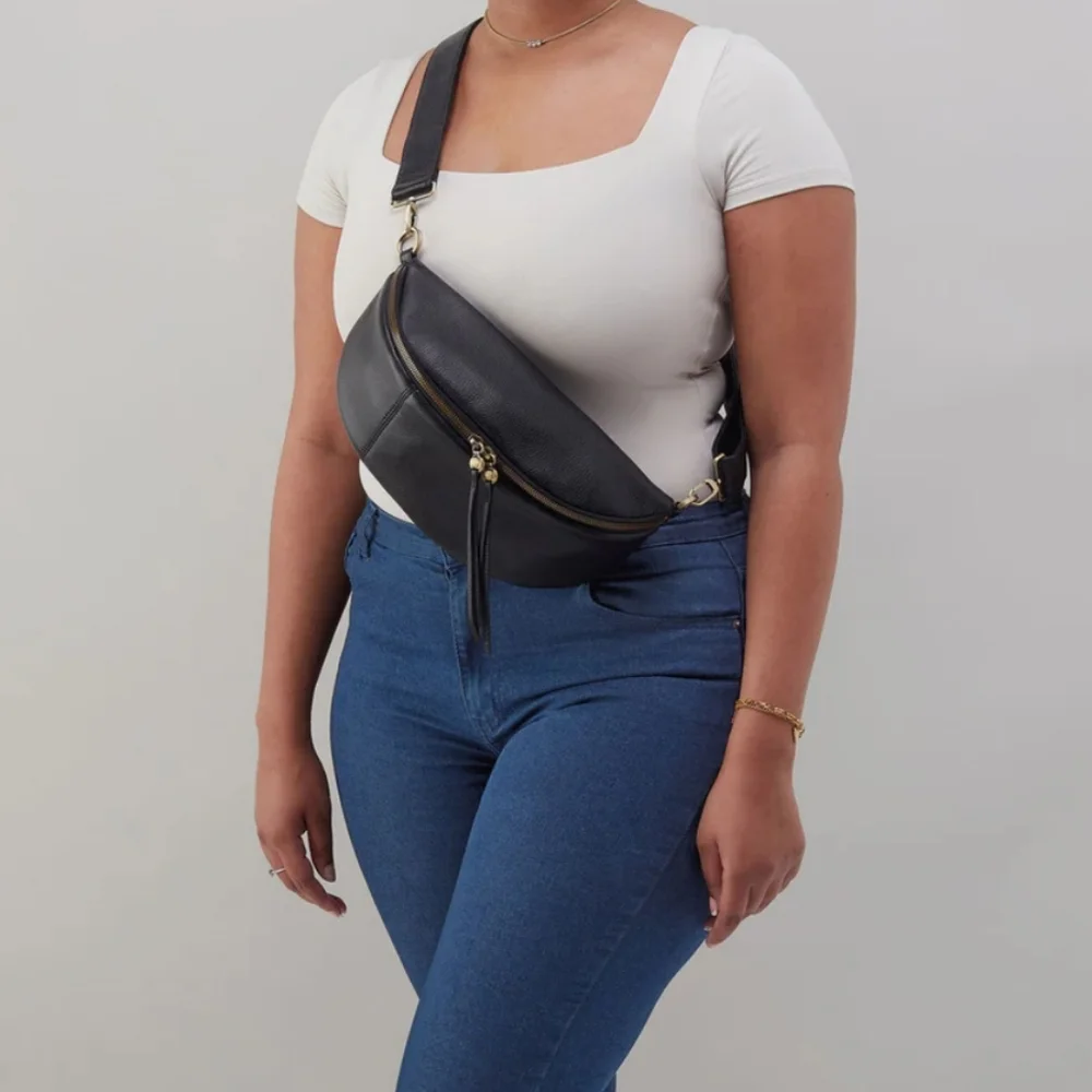HOBO Hunter Medium Belt Bag In Black - Picture 1 of 12